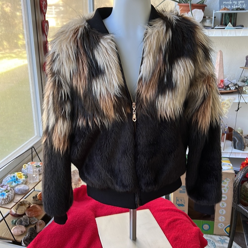 Womens faux fur jacket… new and never worn